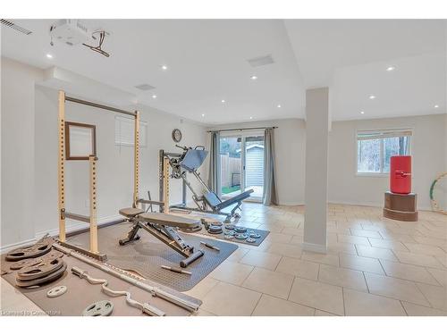 28 Sun King Crescent, Barrie, ON - Indoor Photo Showing Gym Room