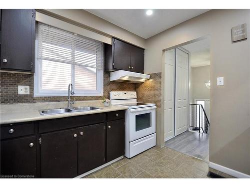 37 Autumn Road, Brantford, ON - Indoor Photo Showing Kitchen With Double Sink