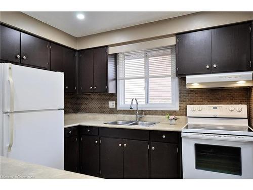 37 Autumn Road, Brantford, ON - Indoor Photo Showing Kitchen With Double Sink