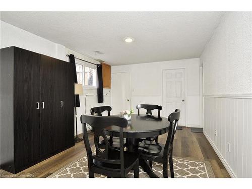 37 Autumn Road, Brantford, ON - Indoor Photo Showing Dining Room