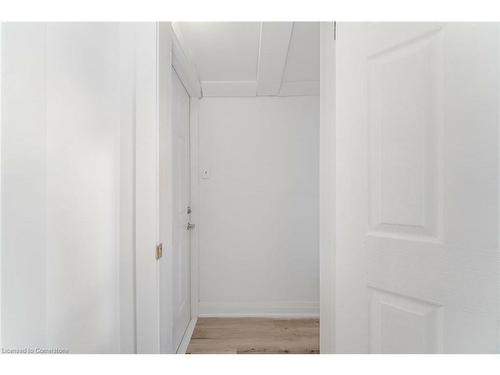 24 Keith Street, Hamilton, ON - Indoor Photo Showing Other Room