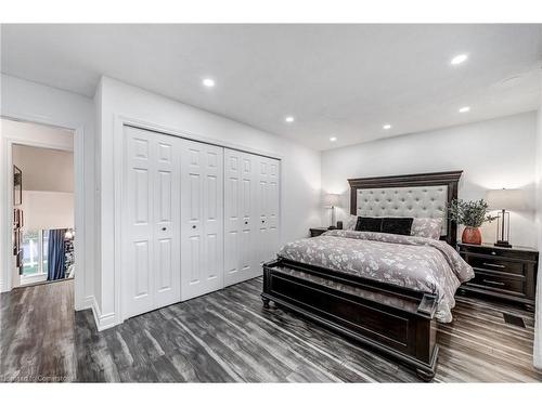 53 Winding Way, Brantford, ON - Indoor Photo Showing Bedroom