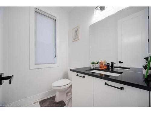 3314 David Milne Way, London, ON - Indoor Photo Showing Bathroom