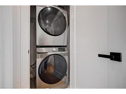 3314 David Milne Way, London, ON - Indoor Photo Showing Laundry Room