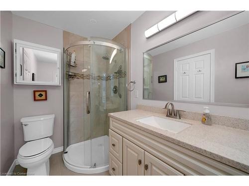 19-8038 Yonge Street, Thornhill, ON - Indoor Photo Showing Bathroom