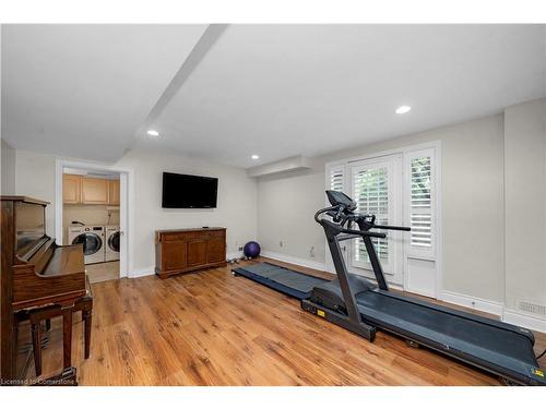 19-8038 Yonge Street, Thornhill, ON - Indoor Photo Showing Gym Room