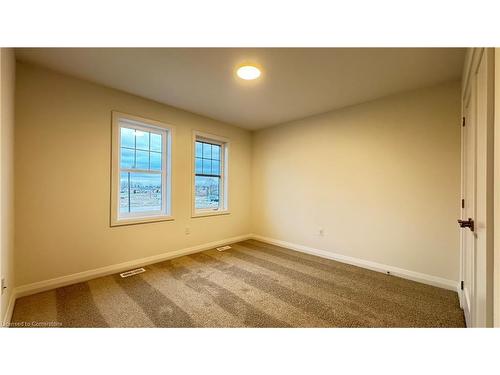 28 Sagewood Drive, Hamilton, ON - Indoor Photo Showing Other Room