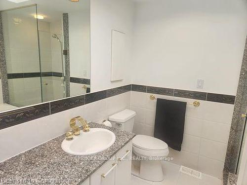 1856 Briarcrook Crescent, Mississauga, ON - Indoor Photo Showing Bathroom