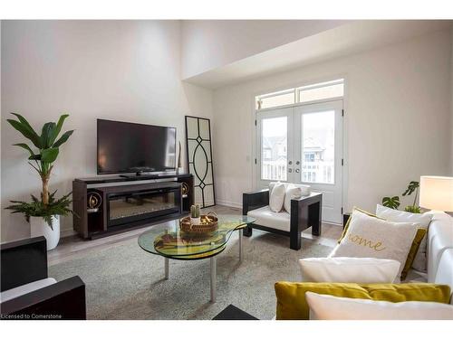 103 Kay Crescent, Fergus, ON - Indoor Photo Showing Living Room