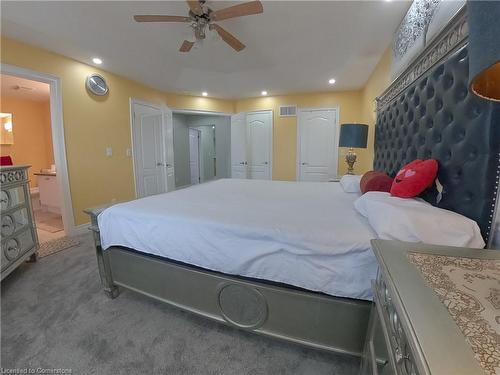 584 Pinery Trail, Waterloo, ON - Indoor Photo Showing Bedroom