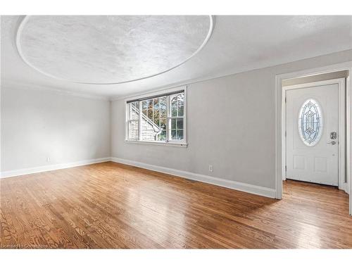 136 Brantdale Avenue, Hamilton, ON - Indoor Photo Showing Other Room