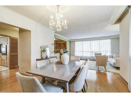 3510 Riverspray Crescent, Mississauga, ON - Indoor Photo Showing Dining Room