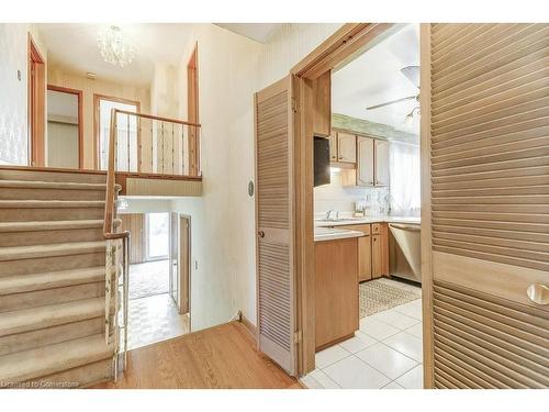 3510 Riverspray Crescent, Mississauga, ON - Indoor Photo Showing Other Room