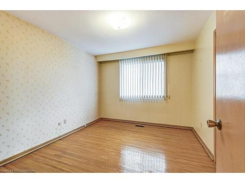 3510 Riverspray Crescent, Mississauga, ON - Indoor Photo Showing Other Room