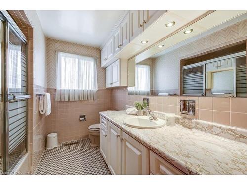 3510 Riverspray Crescent, Mississauga, ON - Indoor Photo Showing Bathroom