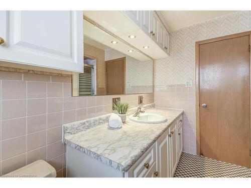 3510 Riverspray Crescent, Mississauga, ON - Indoor Photo Showing Bathroom