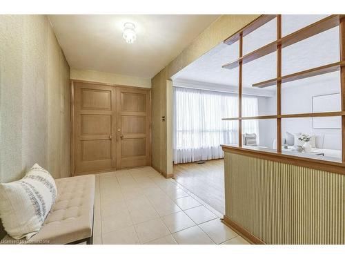 3510 Riverspray Crescent, Mississauga, ON - Indoor Photo Showing Other Room