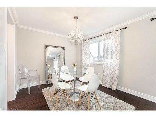 62 Berkshire Square, Brampton, ON - Indoor Photo Showing Dining Room