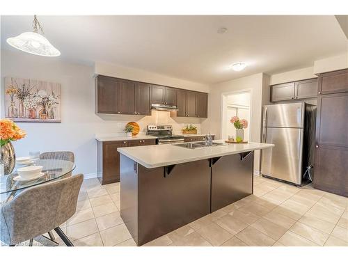 37 Blue Oak Street, Kitchener, ON - Indoor Photo Showing Kitchen With Stainless Steel Kitchen With Double Sink With Upgraded Kitchen