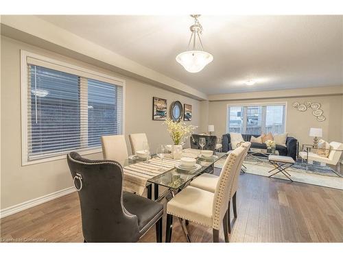 37 Blue Oak Street, Kitchener, ON - Indoor Photo Showing Dining Room