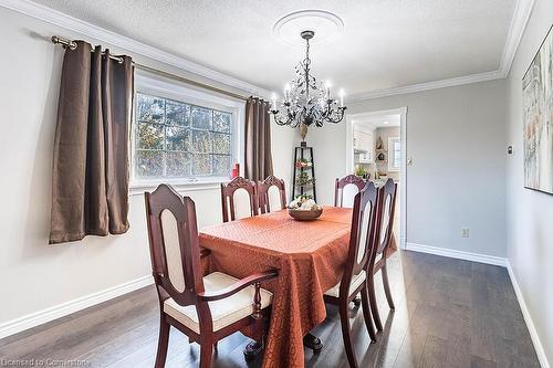 7326 Aspen Avenue, Mississauga, ON - Indoor Photo Showing Dining Room