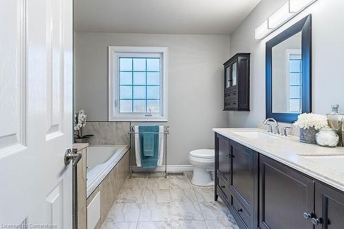 7326 Aspen Avenue, Mississauga, ON - Indoor Photo Showing Bathroom