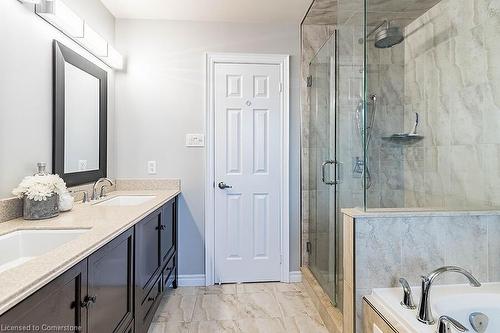 7326 Aspen Avenue, Mississauga, ON - Indoor Photo Showing Bathroom