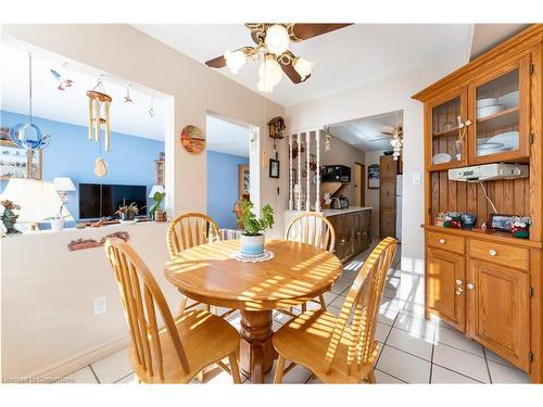 52 Wallis Crescent, Toronto, ON - Indoor Photo Showing Dining Room