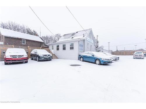 4 Beaumont Crescent, Guelph, ON 