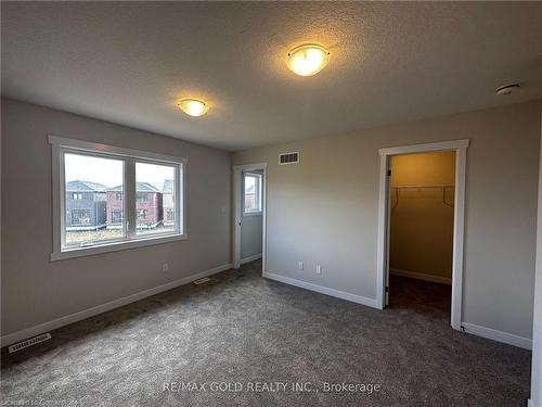 17 Wilkinson Avenue, Cambridge, ON - Indoor Photo Showing Other Room