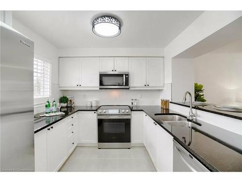 40 Ohara Lane, Ancaster, ON - Indoor Photo Showing Kitchen With Double Sink