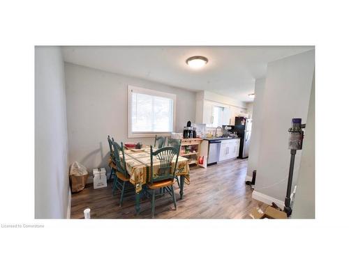 Upper-124 Roberts Crescent, Kitchener, ON - Indoor Photo Showing Dining Room