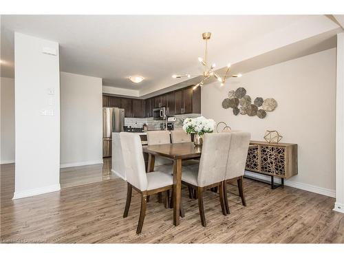 38-420 Linden Drive, Cambridge, ON - Indoor Photo Showing Dining Room