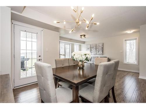 38-420 Linden Drive, Cambridge, ON - Indoor Photo Showing Dining Room