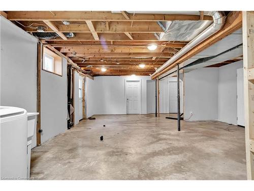 702159 5 Side Road, Chatsworth, ON - Indoor Photo Showing Basement