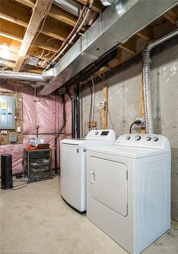 21 Lynch Crescent, Hamilton, ON - Indoor Photo Showing Laundry Room