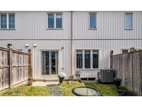 21 Lynch Crescent, Hamilton, ON - Outdoor