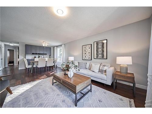 Upper-83 Montrave Avenue, Oshawa, ON - Indoor Photo Showing Living Room