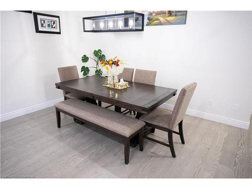 3084 Tillmann Road, London, ON - Indoor Photo Showing Dining Room