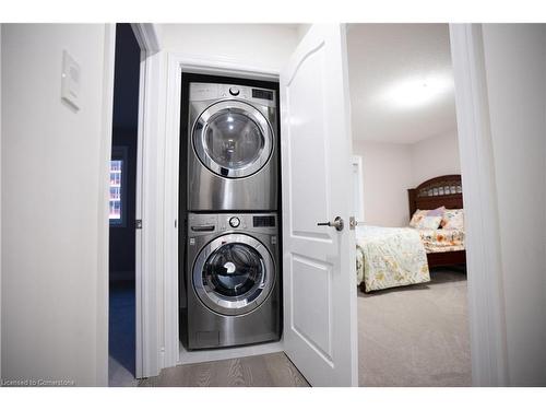 3084 Tillmann Road, London, ON - Indoor Photo Showing Laundry Room