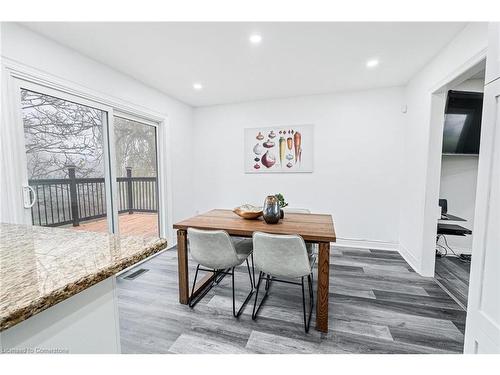 6700 32 Side Road, Acton, ON - Indoor Photo Showing Dining Room