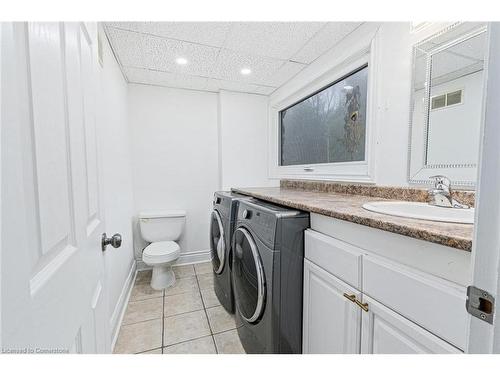 6700 32 Side Road, Acton, ON - Indoor Photo Showing Laundry Room