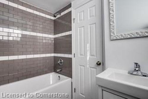 Bsmt-363 Grandview Street S, Oshawa, ON - Indoor Photo Showing Bathroom