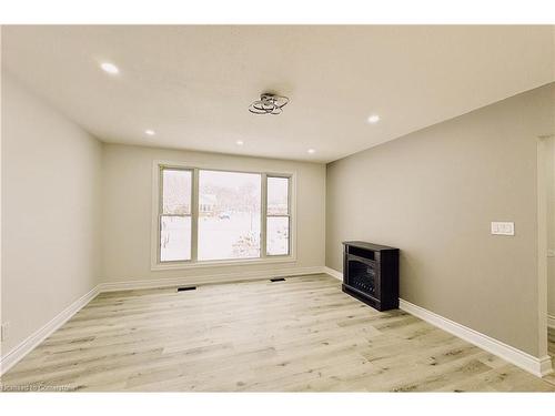 195 Merlin Crescent, London, ON - Indoor Photo Showing Other Room With Fireplace