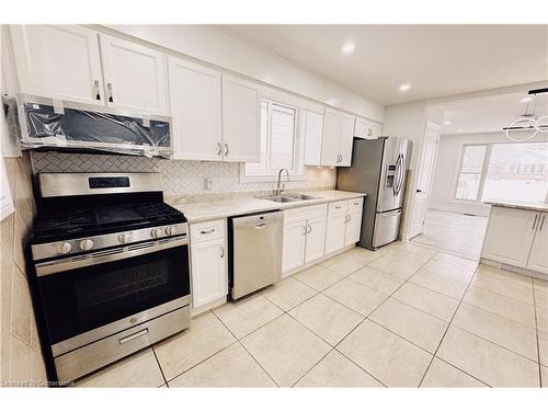 195 Merlin Crescent, London, ON - Indoor Photo Showing Kitchen With Double Sink