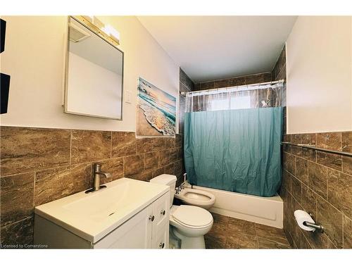 195 Merlin Crescent, London, ON - Indoor Photo Showing Bathroom