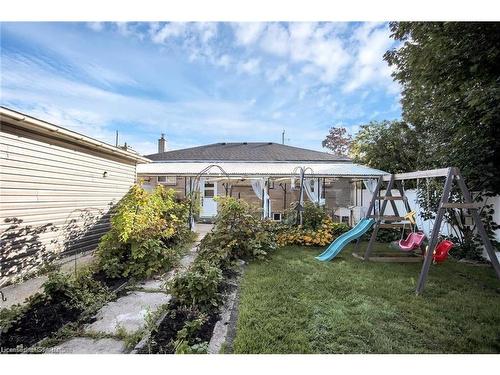 195 Merlin Crescent, London, ON - Outdoor