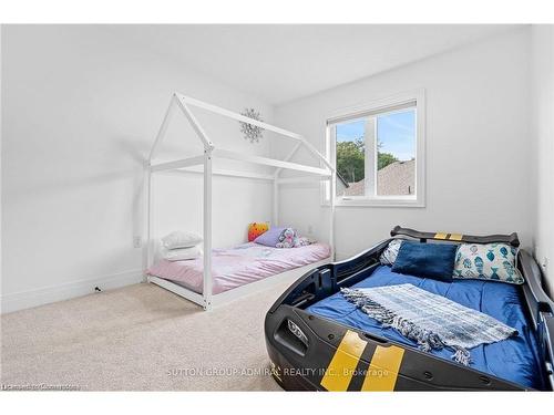 1026 Wright Drive, Midland, ON - Indoor Photo Showing Bedroom