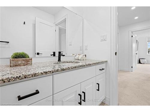 1026 Wright Drive, Midland, ON - Indoor Photo Showing Bathroom