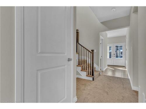 109 Alicia Crescent, Thorold, ON - Indoor Photo Showing Other Room